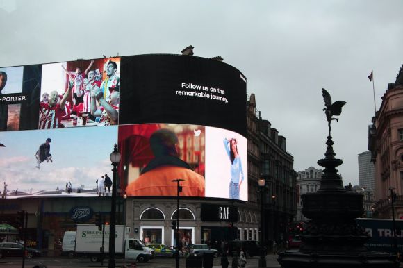 Advertising - monitor displaying girl